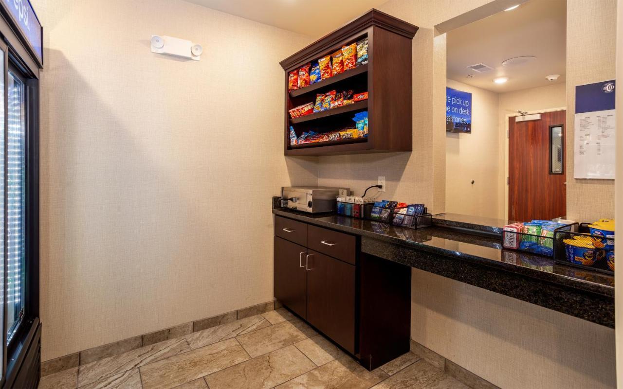 Cobblestone Inn & Suites - Brookville Εξωτερικό φωτογραφία