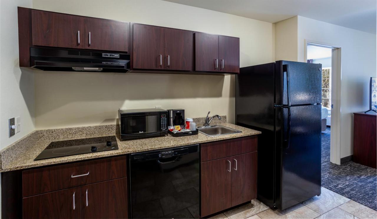 Cobblestone Inn & Suites - Brookville Εξωτερικό φωτογραφία