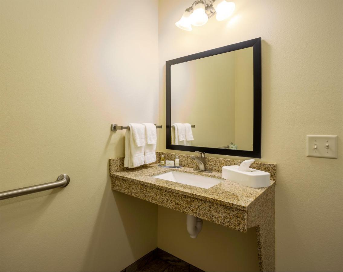 Cobblestone Inn & Suites - Brookville Εξωτερικό φωτογραφία