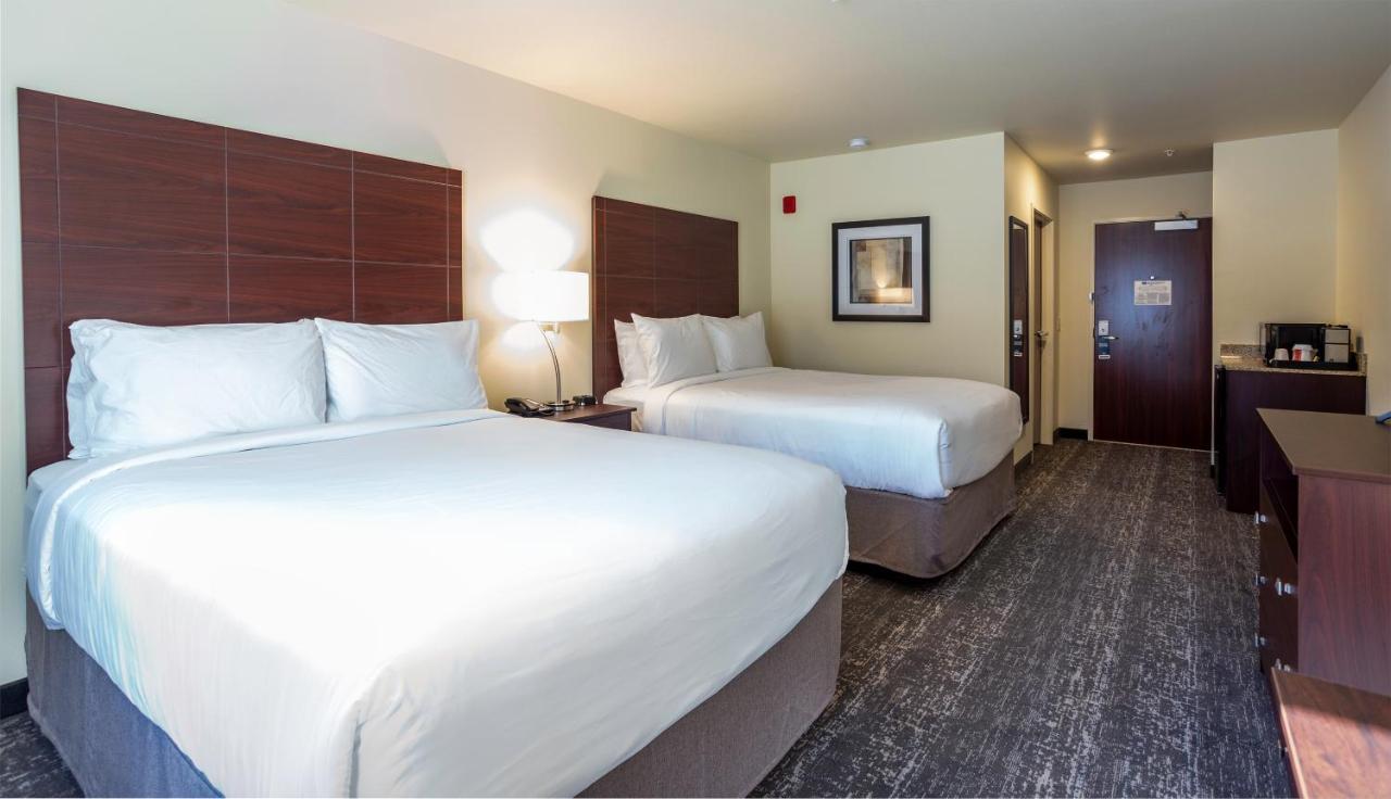 Cobblestone Inn & Suites - Brookville Εξωτερικό φωτογραφία