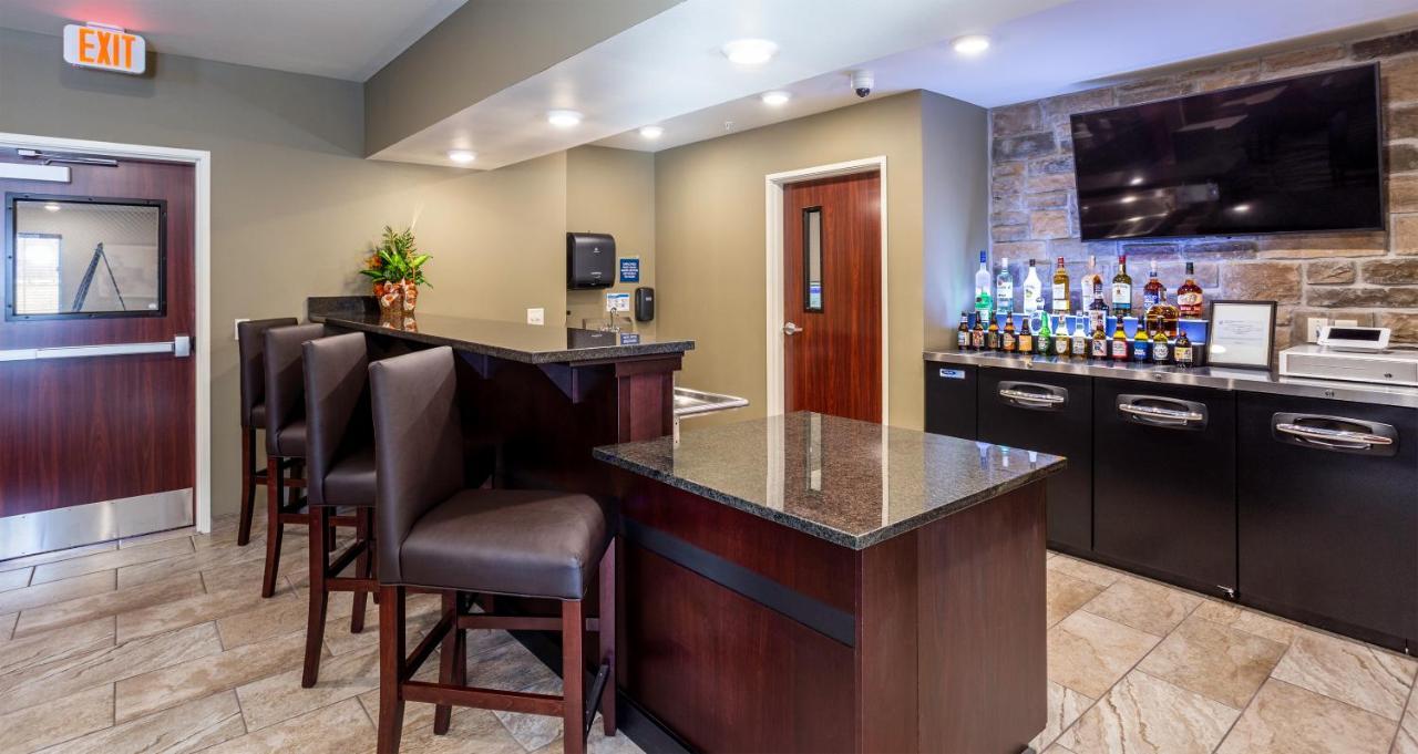 Cobblestone Inn & Suites - Brookville Εξωτερικό φωτογραφία