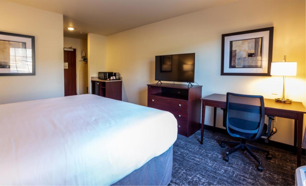 Cobblestone Inn & Suites - Brookville Εξωτερικό φωτογραφία
